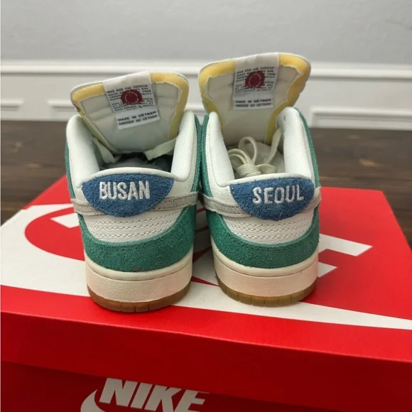 2020 Kasina x Dunk Low - Road Sign - Picture 4 of 7